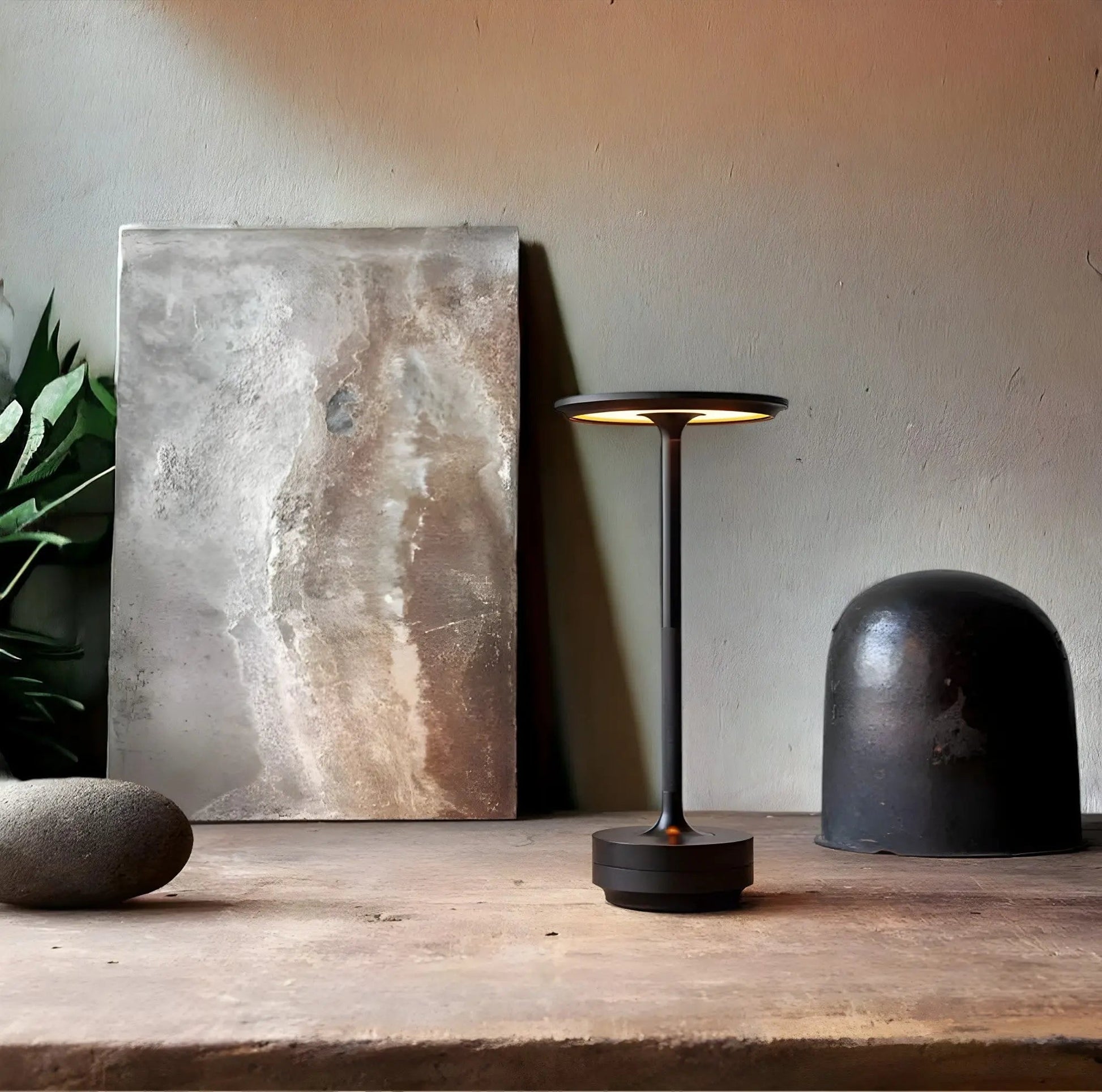 Stylish Touch Table Lamp with Color Changing LED Light - Fesara