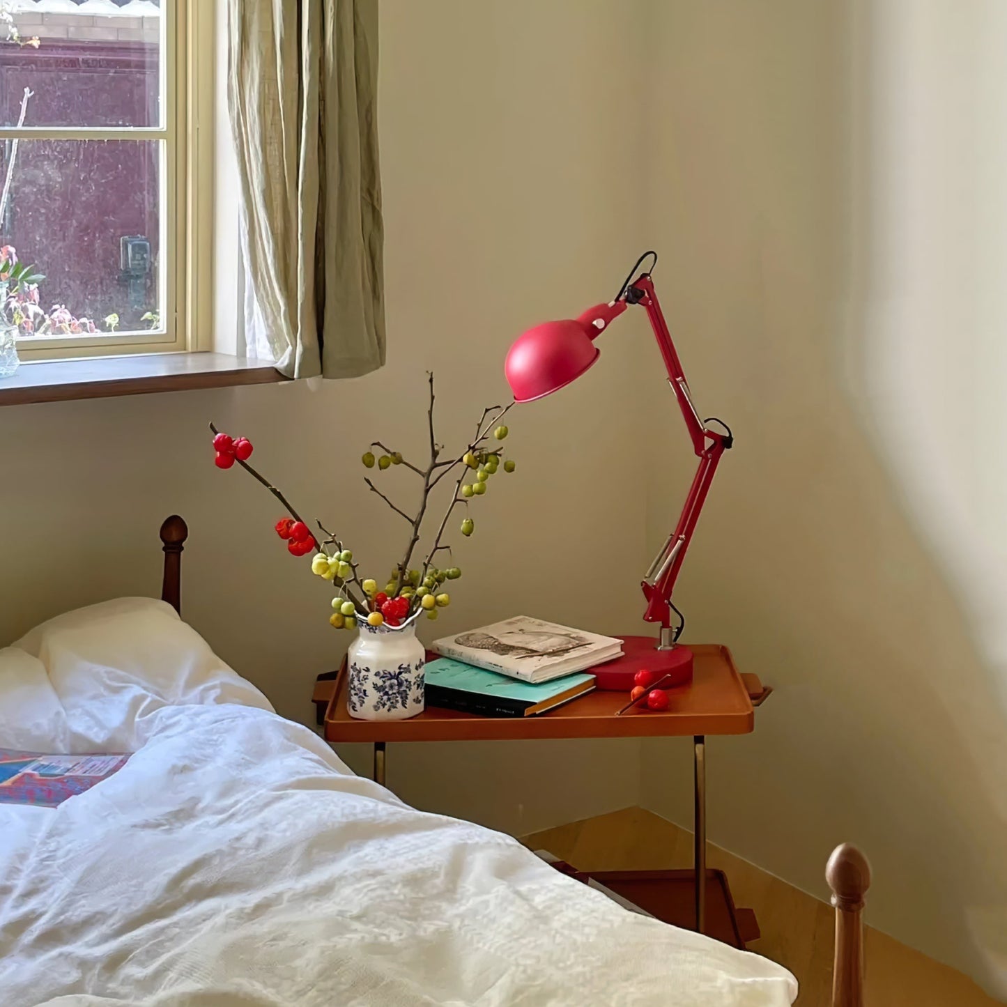 Red Glow Table Lamp