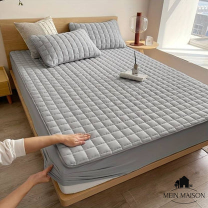 King Size Waterproof Mattress Protector, Soft and Breathable Mattress Cover for Ultimate Comfort 0