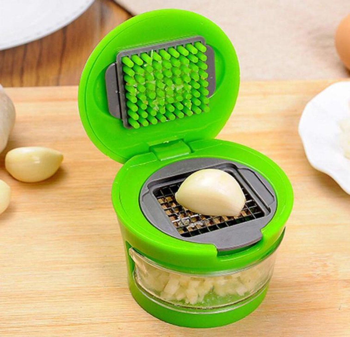 Easy Garlic Crusher with Built-in Tray