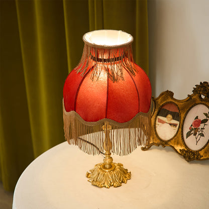 Chic Tassel Table Lamp in Gold Brass