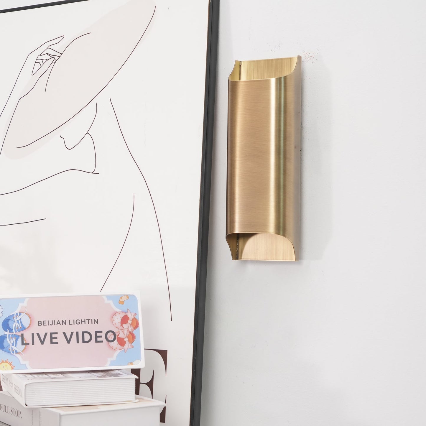 Elegant Arc Brass LED Wall Light Fixture