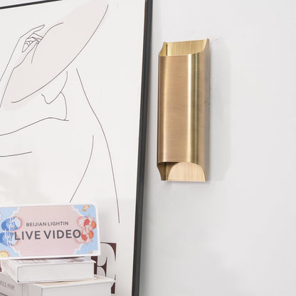 Elegant Arc Brass LED Wall Light Fixture