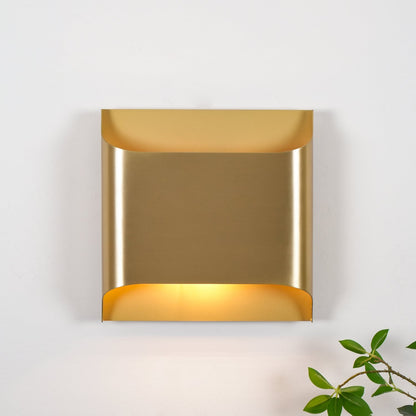 Elegant Arc Brass LED Wall Light Fixture