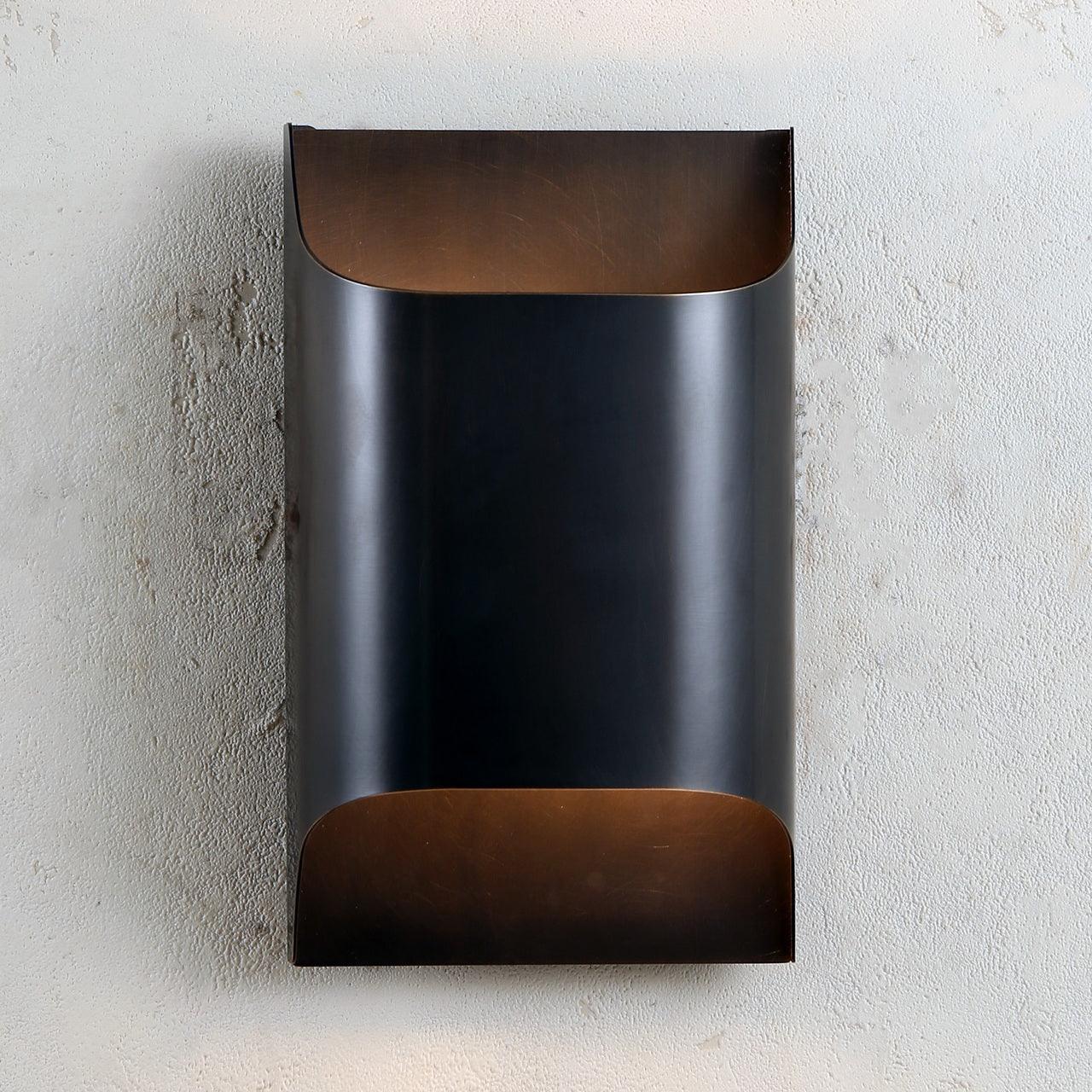 Elegant Arc Brass LED Wall Light Fixture