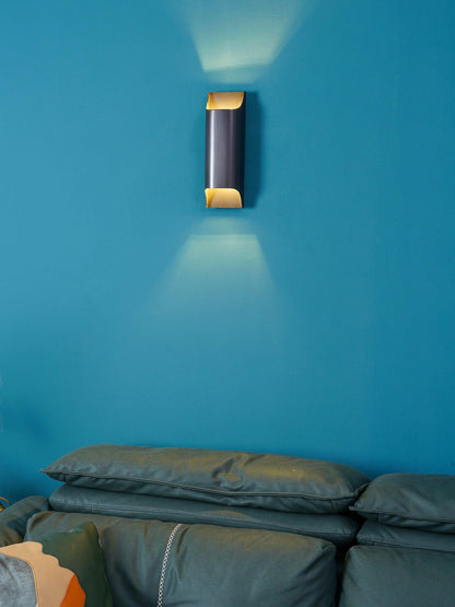 Elegant Arc Brass LED Wall Light Fixture