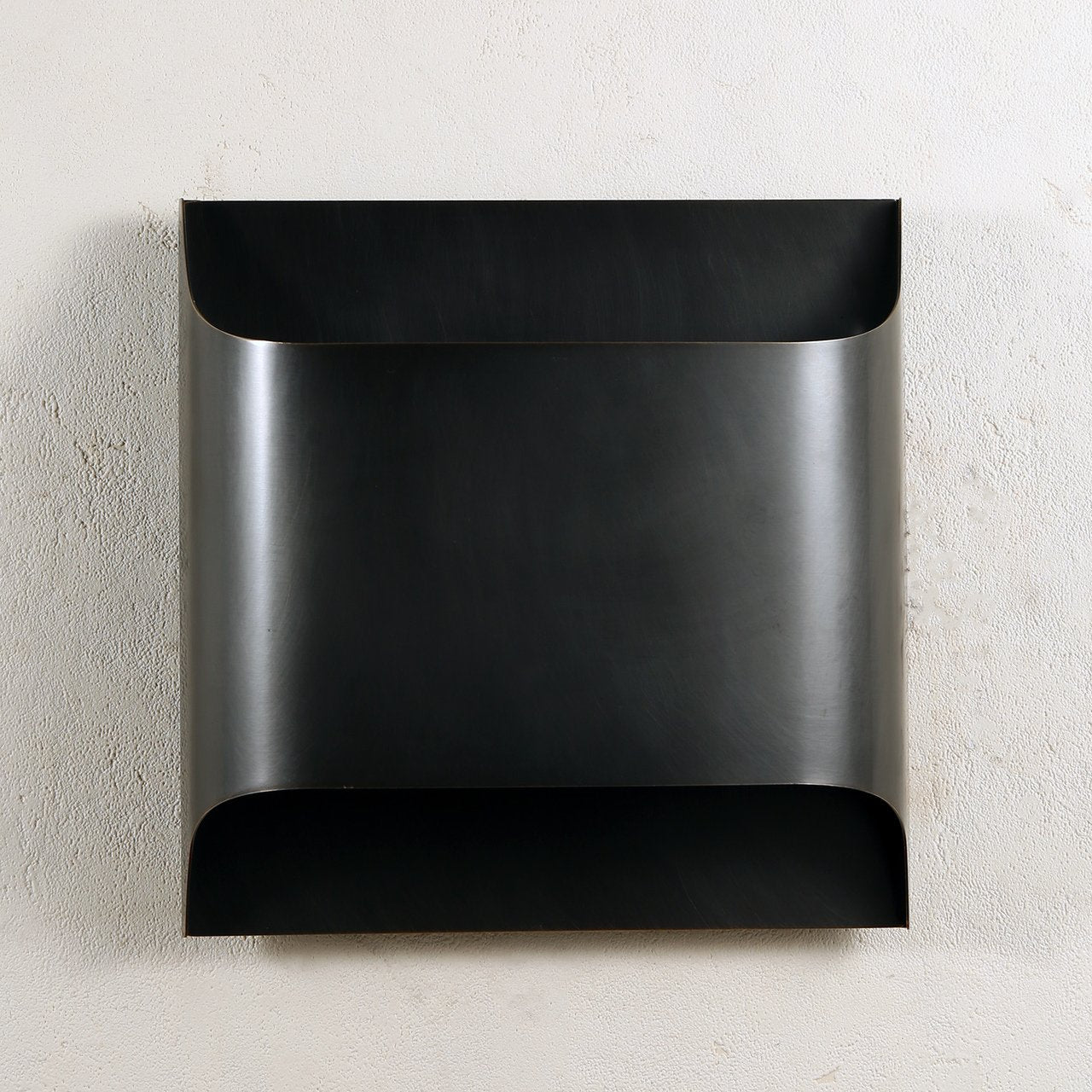 Elegant Arc Brass LED Wall Light Fixture