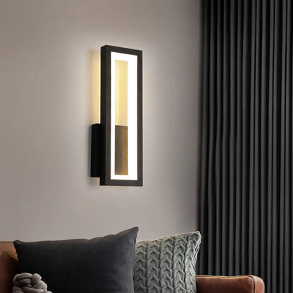 Sleek Simple LED Accent Light - Fesara