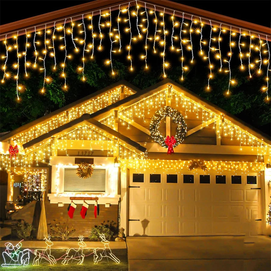 Light Wreath | Luxury Solar Icicle Lighting 4