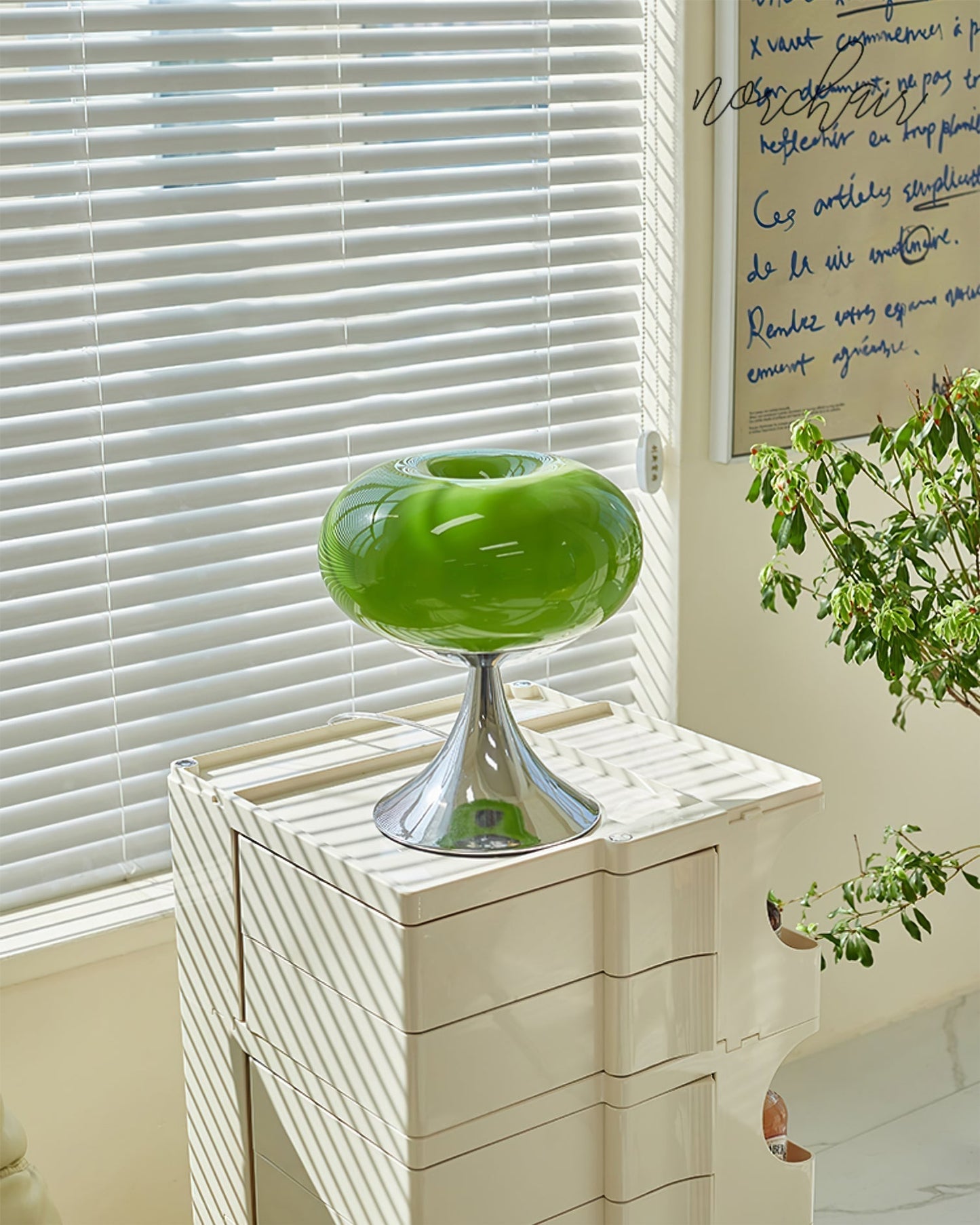 Stylish Glass and Metal Table Lamp