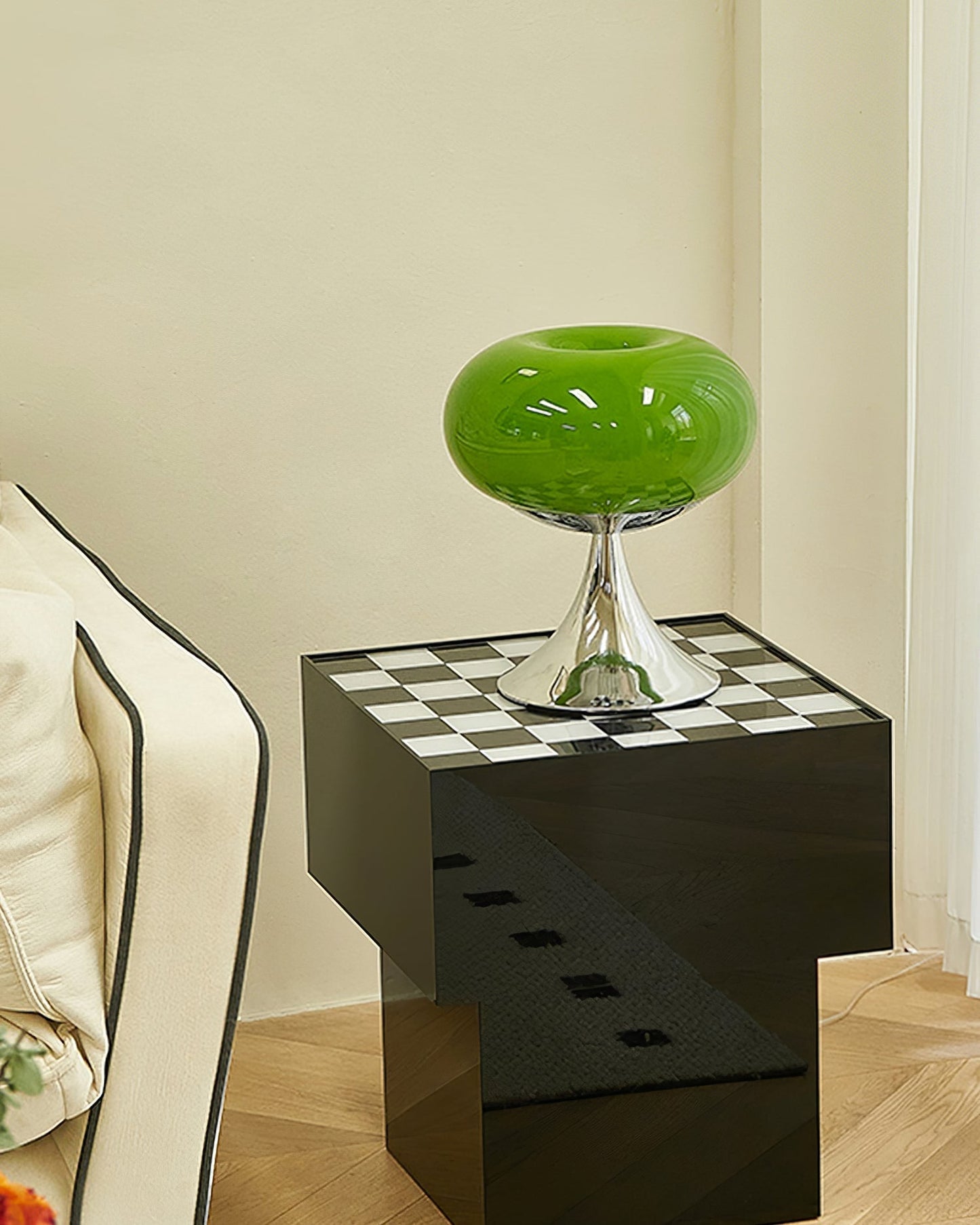 Stylish Glass and Metal Table Lamp