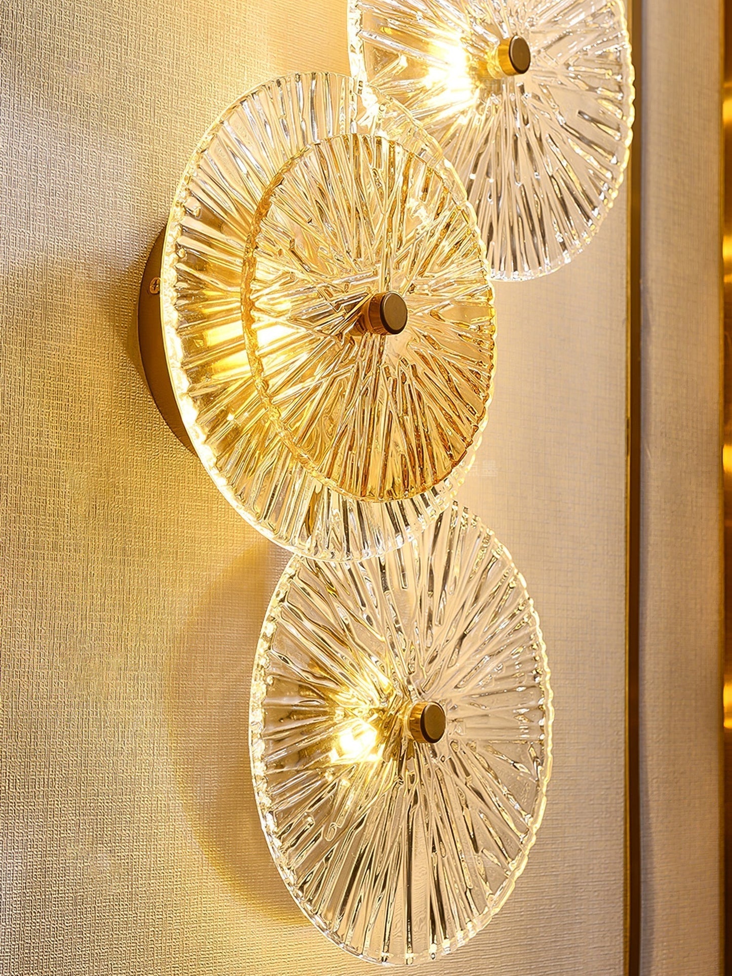 Calming Floral LED Wall Lamp for Relaxation