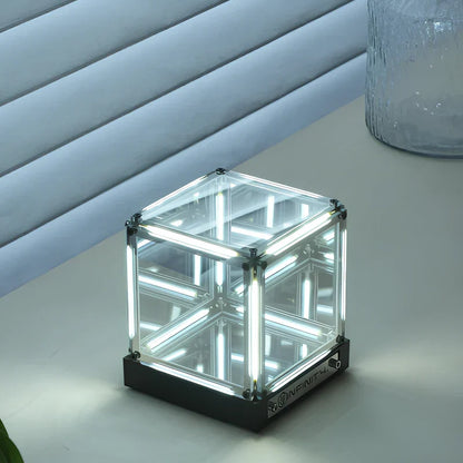 Fesara Endless Cube Lamp