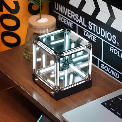 Fesara Endless Cube Lamp