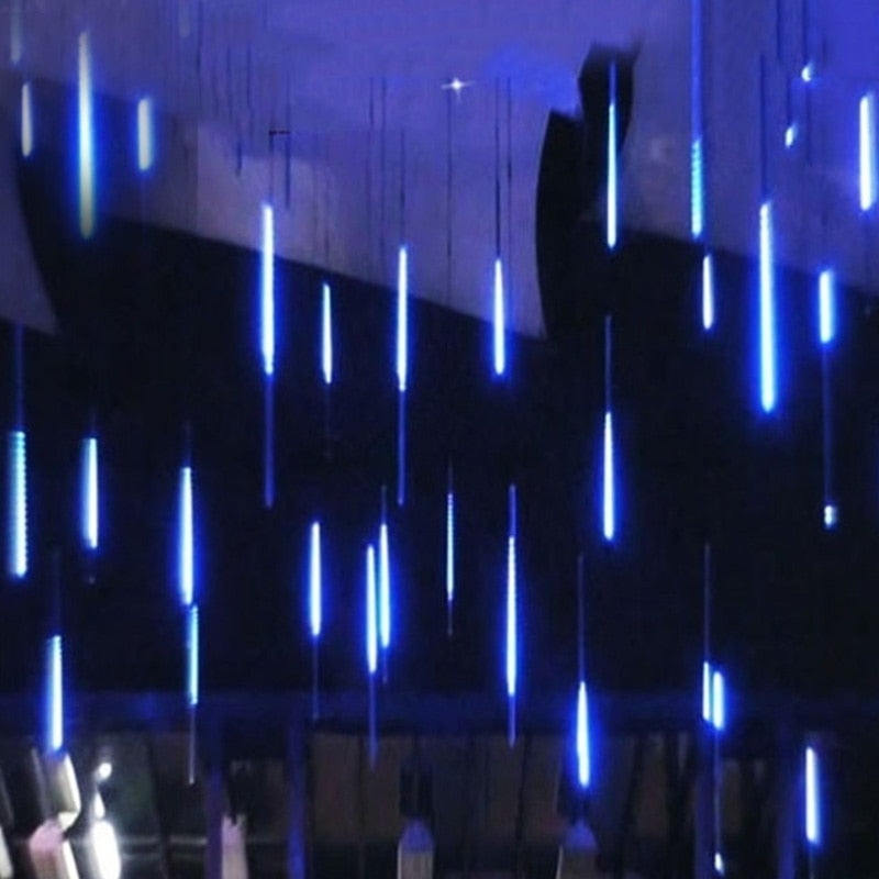 LumiDrop – Waterproof LED Shooting Star Light 5