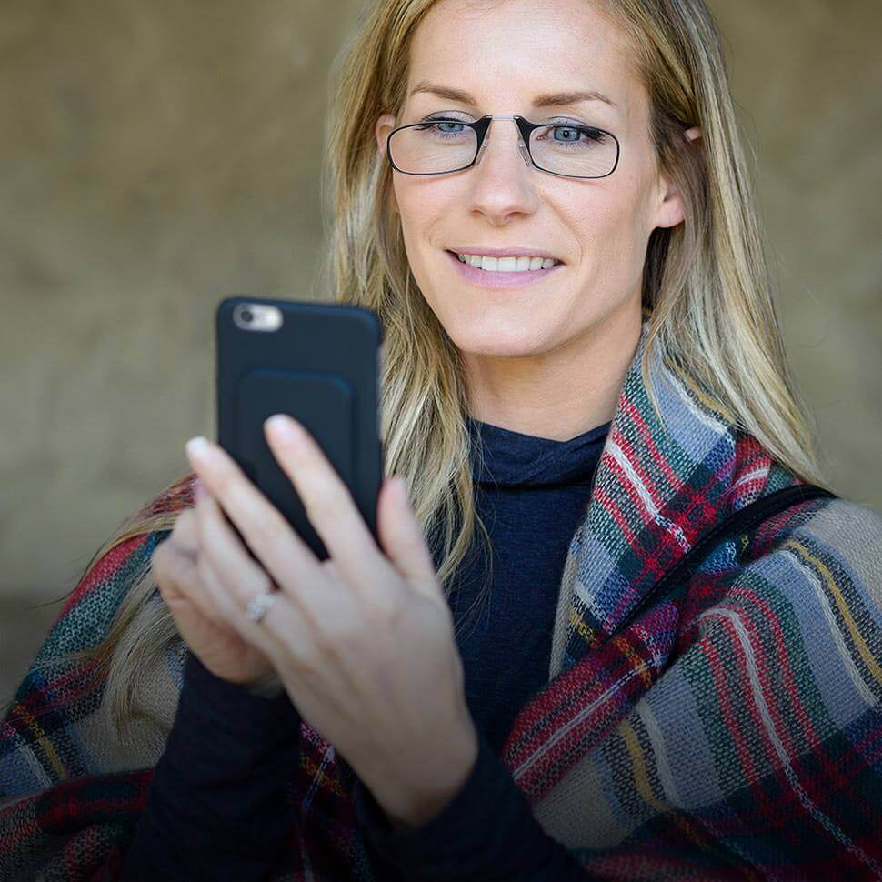Lunara | Stylish Lightweight Reading Glasses for Women and Comfort 4