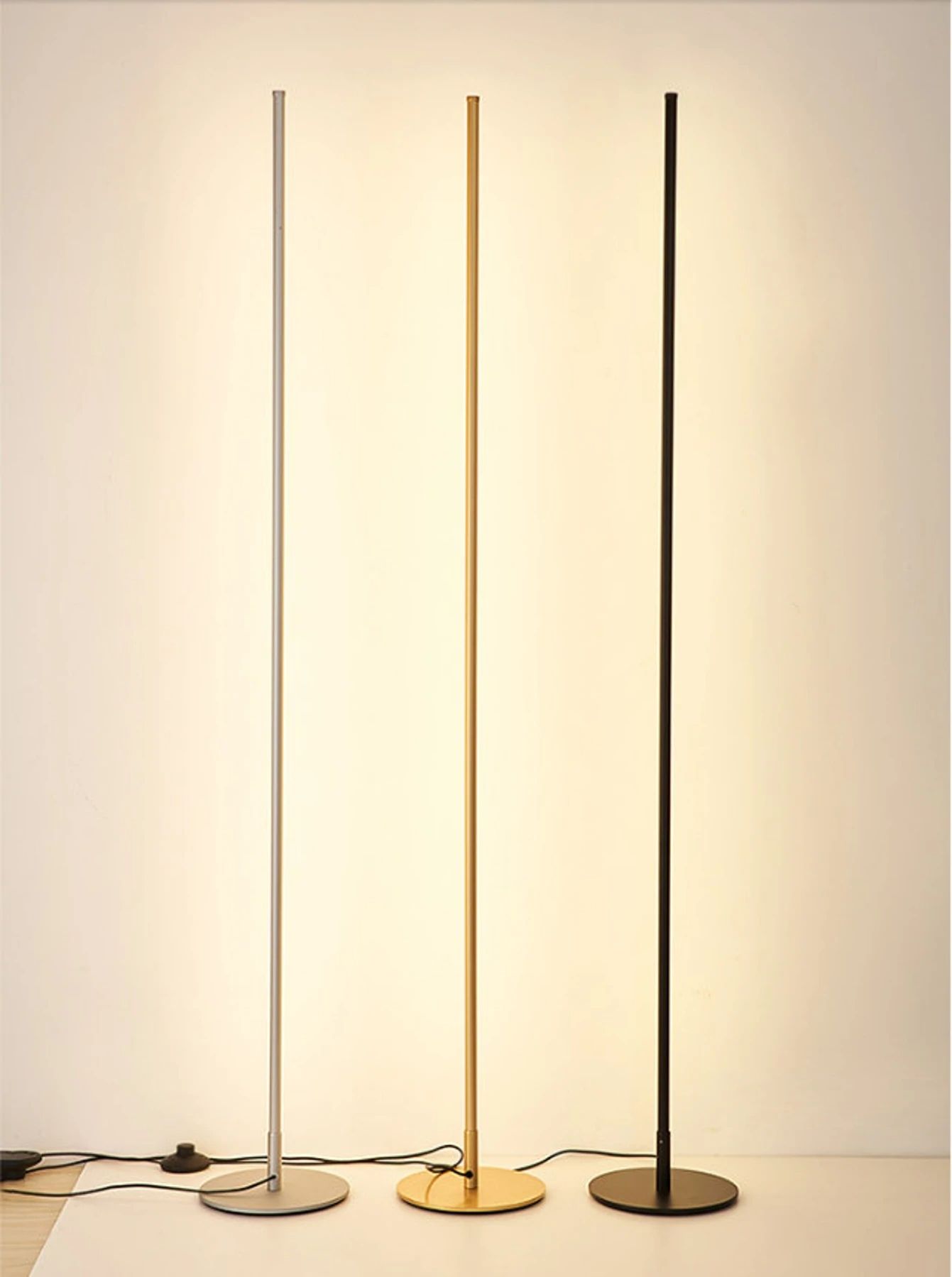 Lunaris | Modern Minimalist Black Floor Lamp for Living Room Decor 3