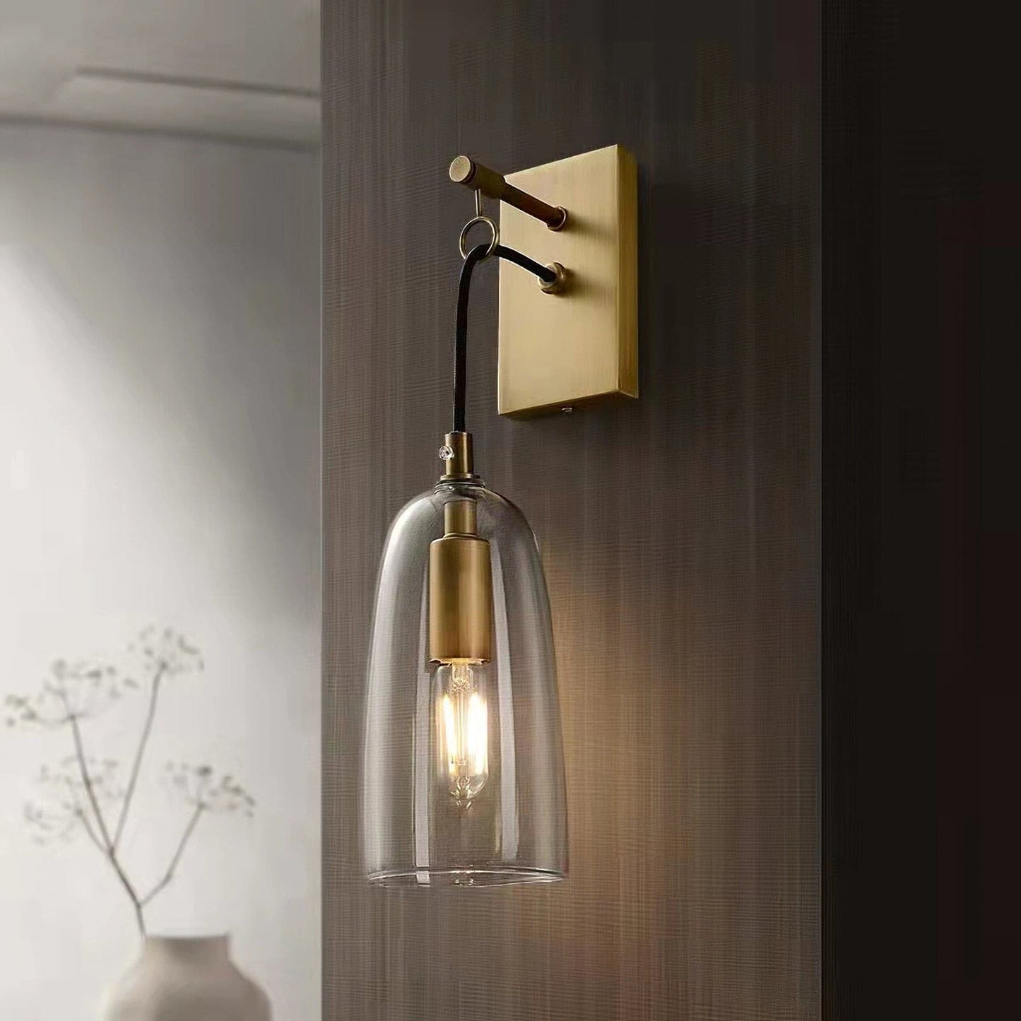 Elegant Gold Wall Light for Luxury Homes