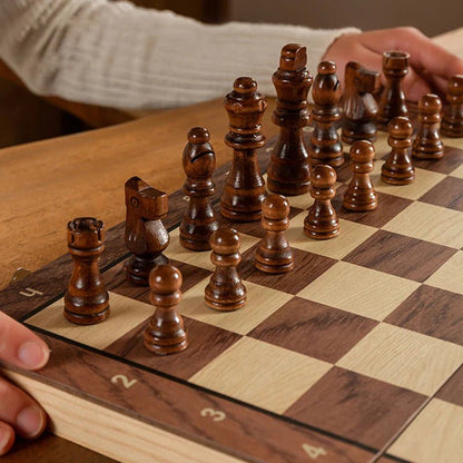 Magnetica | Compact Portable Magnetic Wooden Chess Set 2