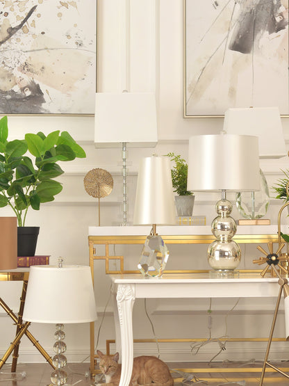 Elegant Clear Table Lamp