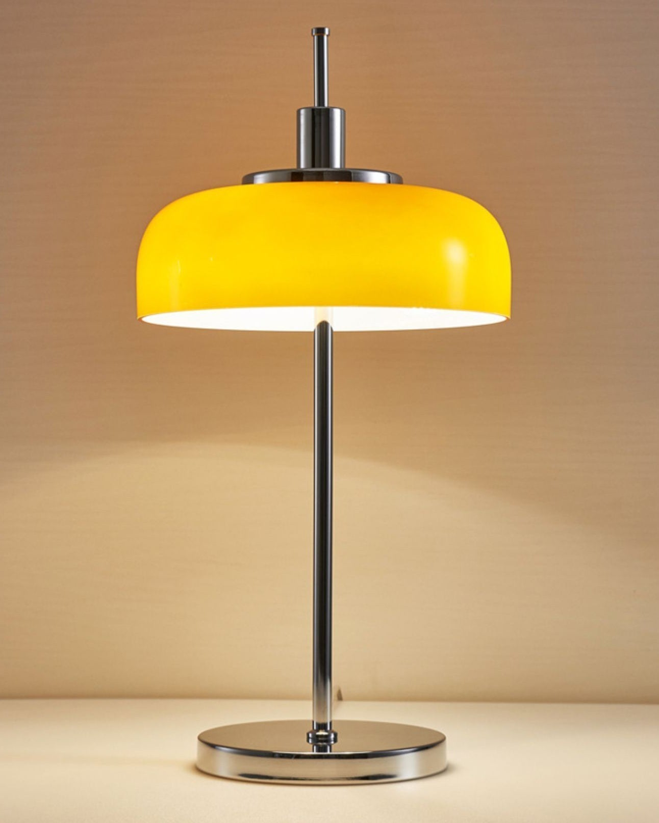 Classic LED Table Lamp with Vintage Style