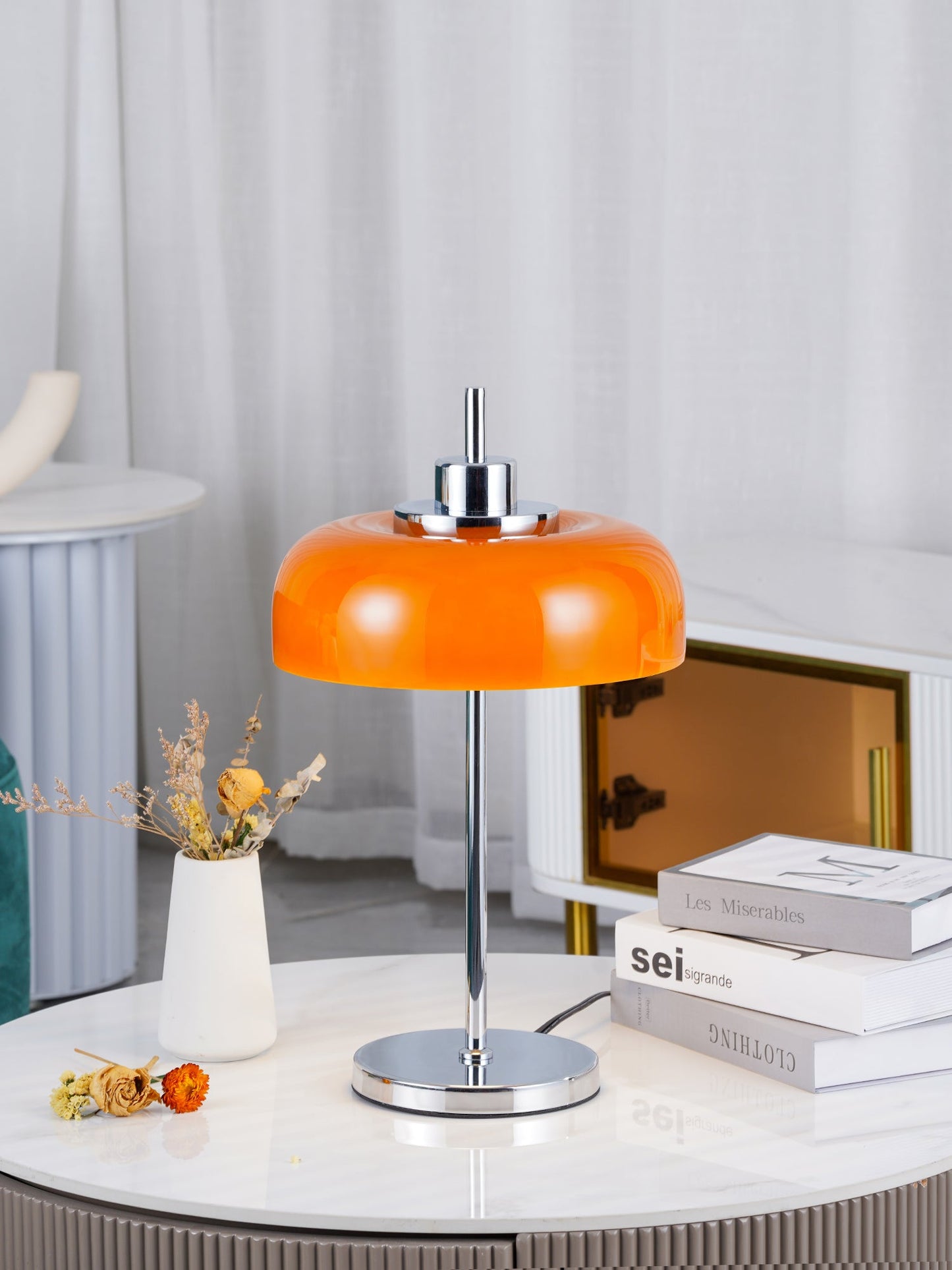 Classic LED Table Lamp with Vintage Style