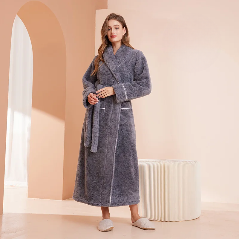 Soft Plush Robe with Hood - Warm Fleece Bathrobe for Women
