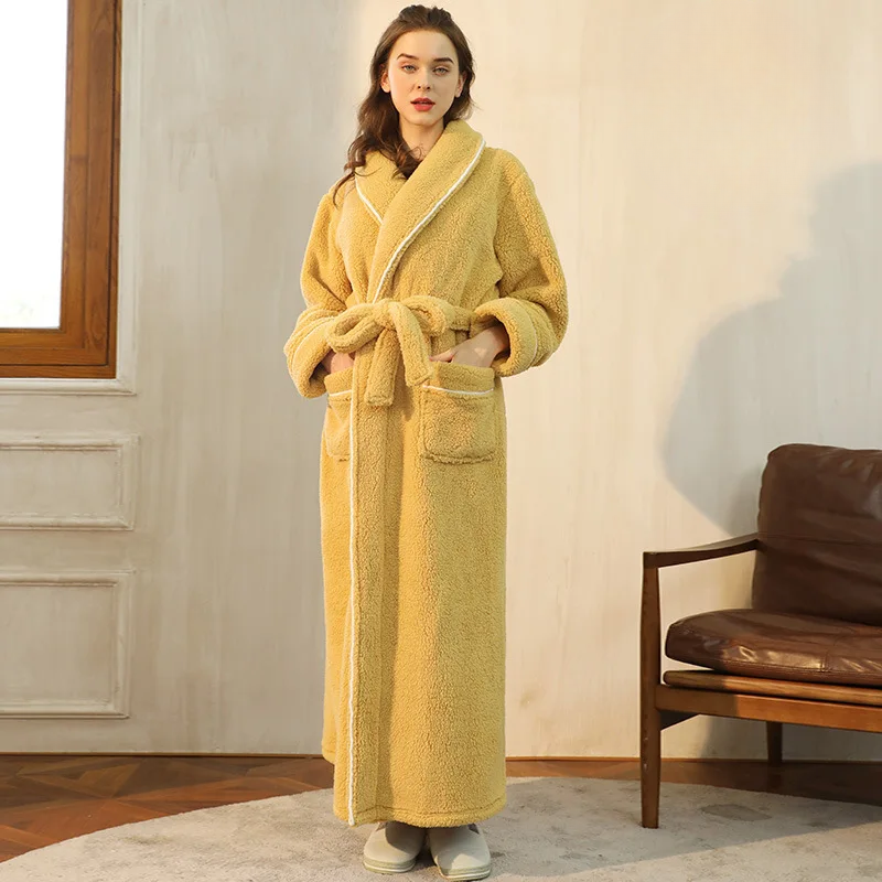 Soft Plush Robe with Hood - Warm Fleece Bathrobe for Women