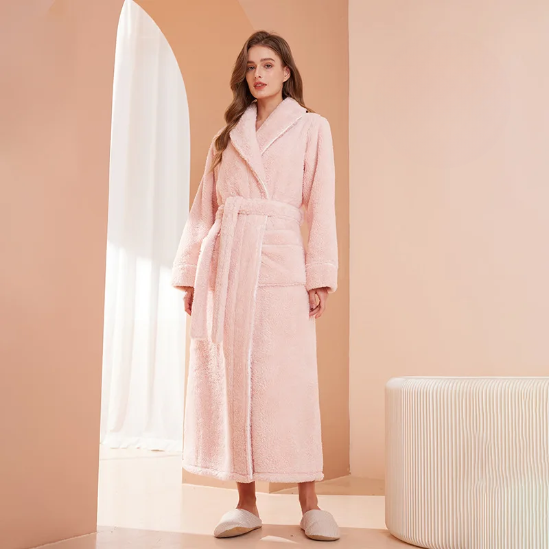 Soft Plush Robe with Hood - Warm Fleece Bathrobe for Women