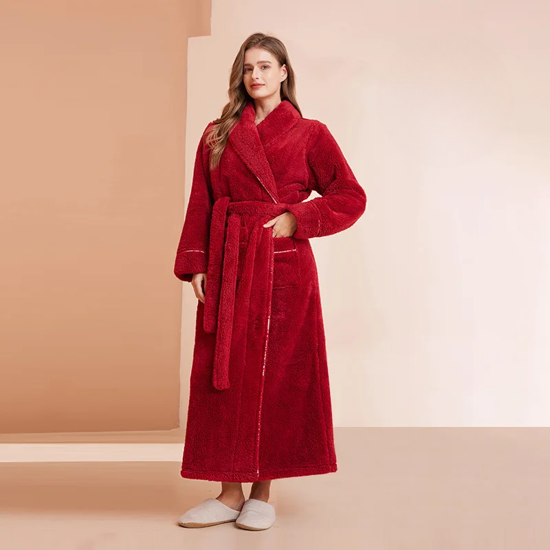 Soft Plush Robe with Hood - Warm Fleece Bathrobe for Women