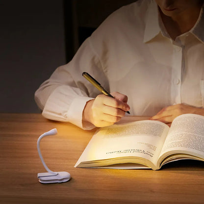 Compact Rechargeable Reading Lamp with 360° Rotation
