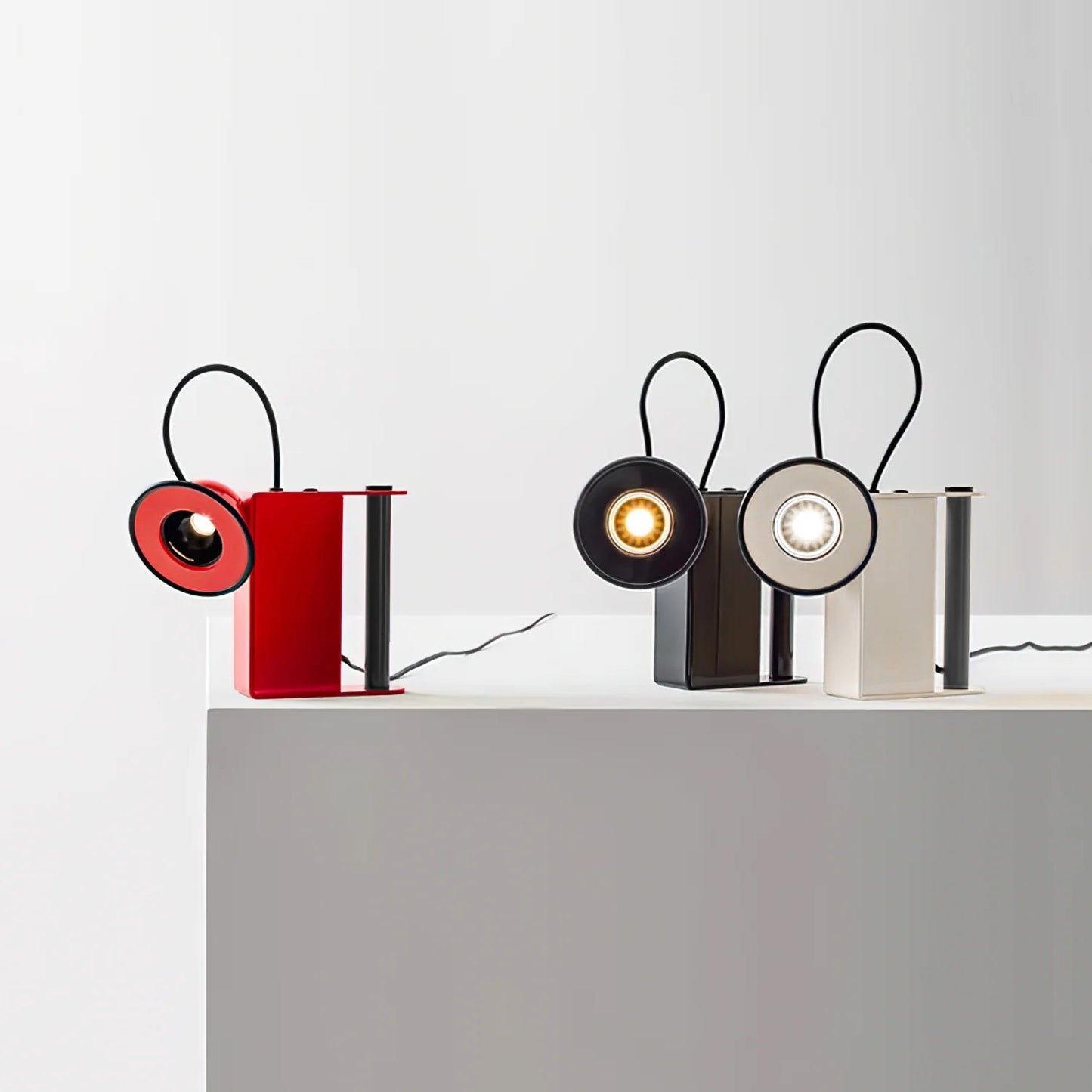 Versatile LED Desk Lamp with Flexible Magnetic Arm