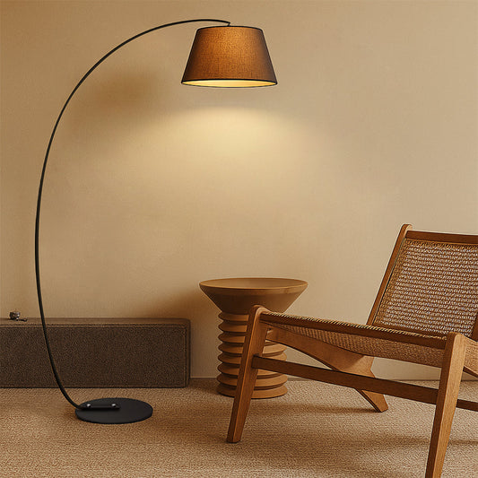 Classic Chic Floor Lamp with Modern Twist - Fesara