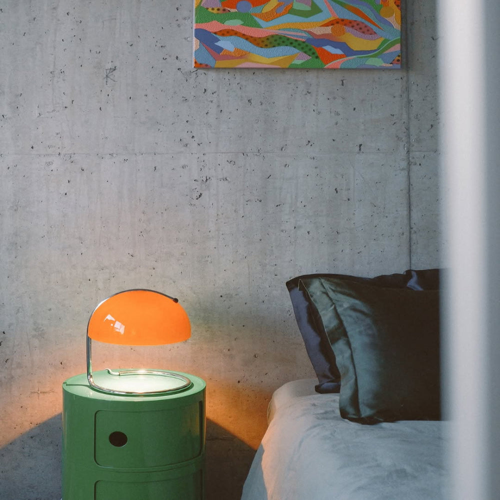 Vintage Style Table Lamp – Classic Orange Shade with USB Port
