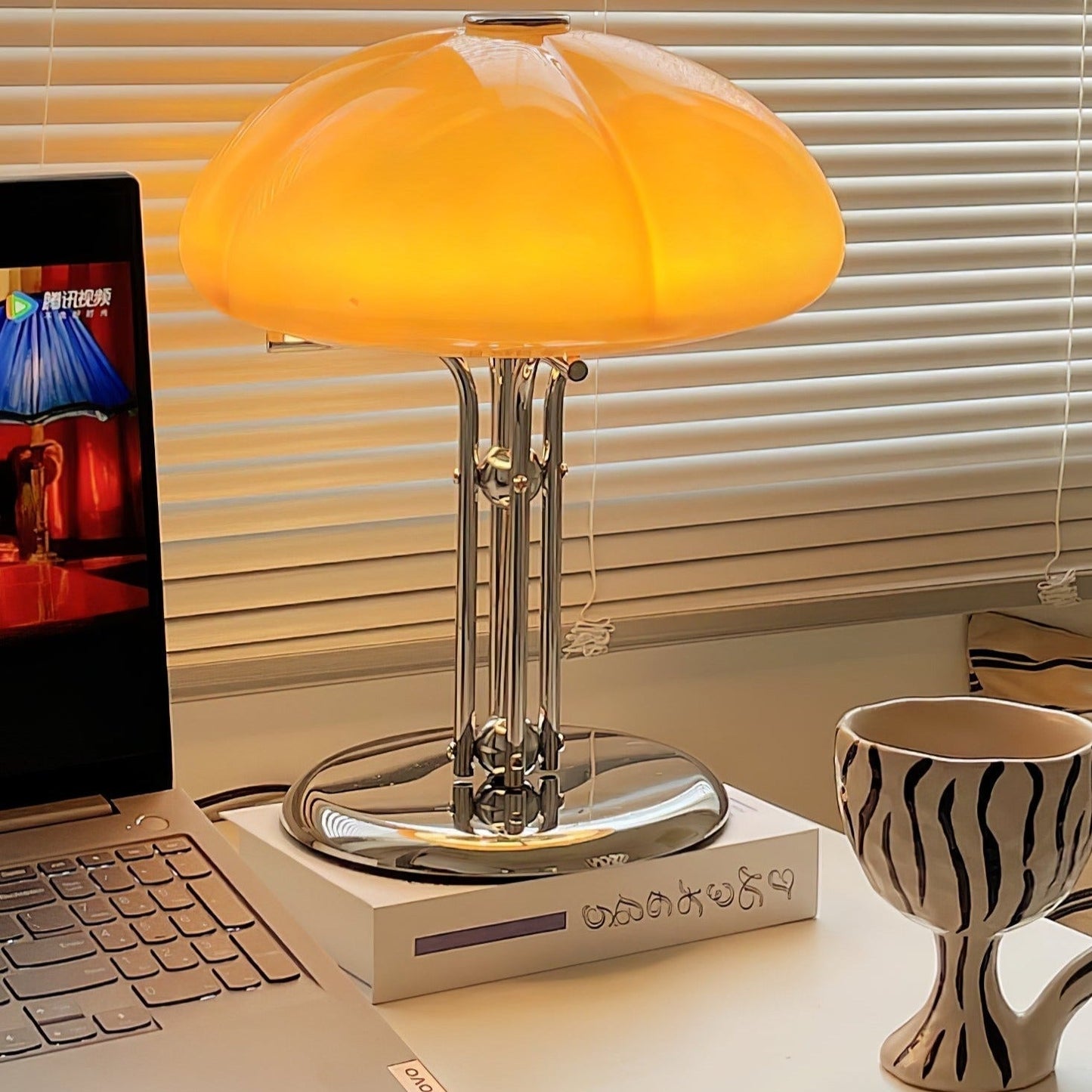 Modern Art Deco Desk Lamp