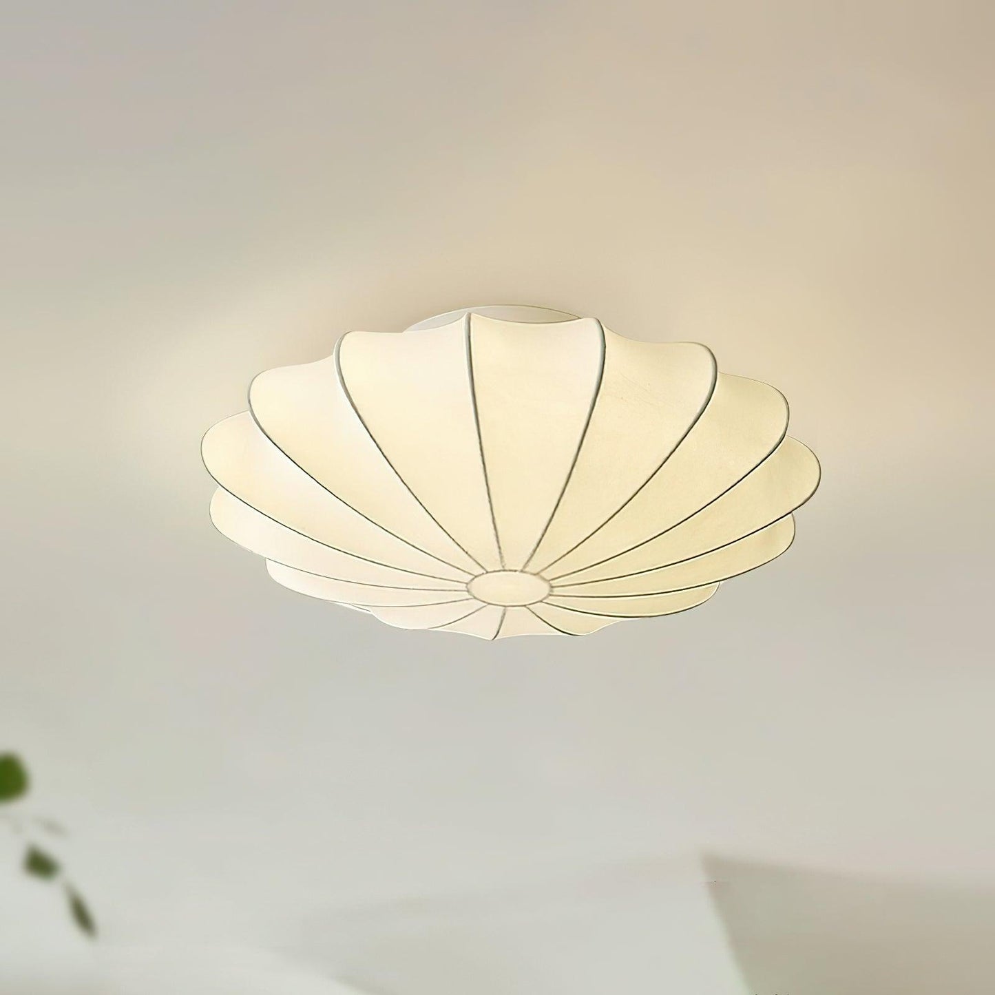 Stylish Shell Fabric Pendant Light
