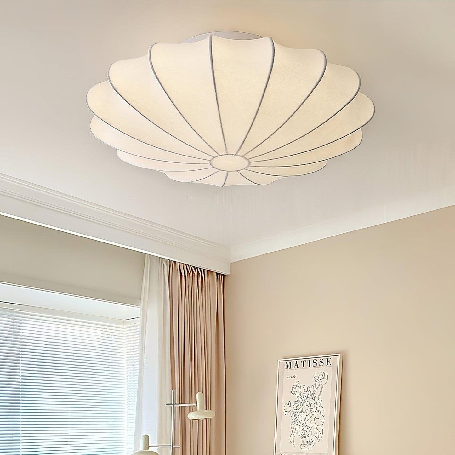 Stylish Shell Fabric Pendant Light