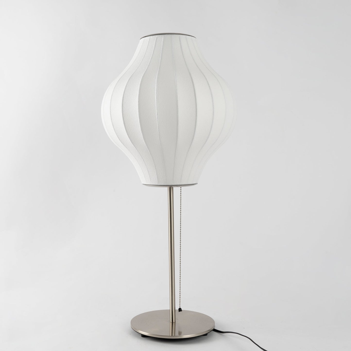 Sleek Metal Desk Lamp with Contemporary Style