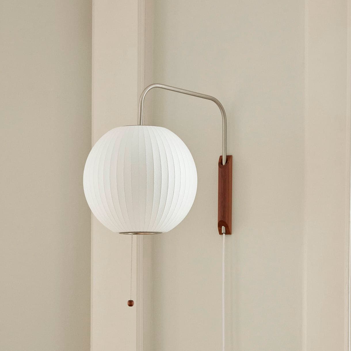 Serenene – Gentle Floating Table Lamp with Warm Light