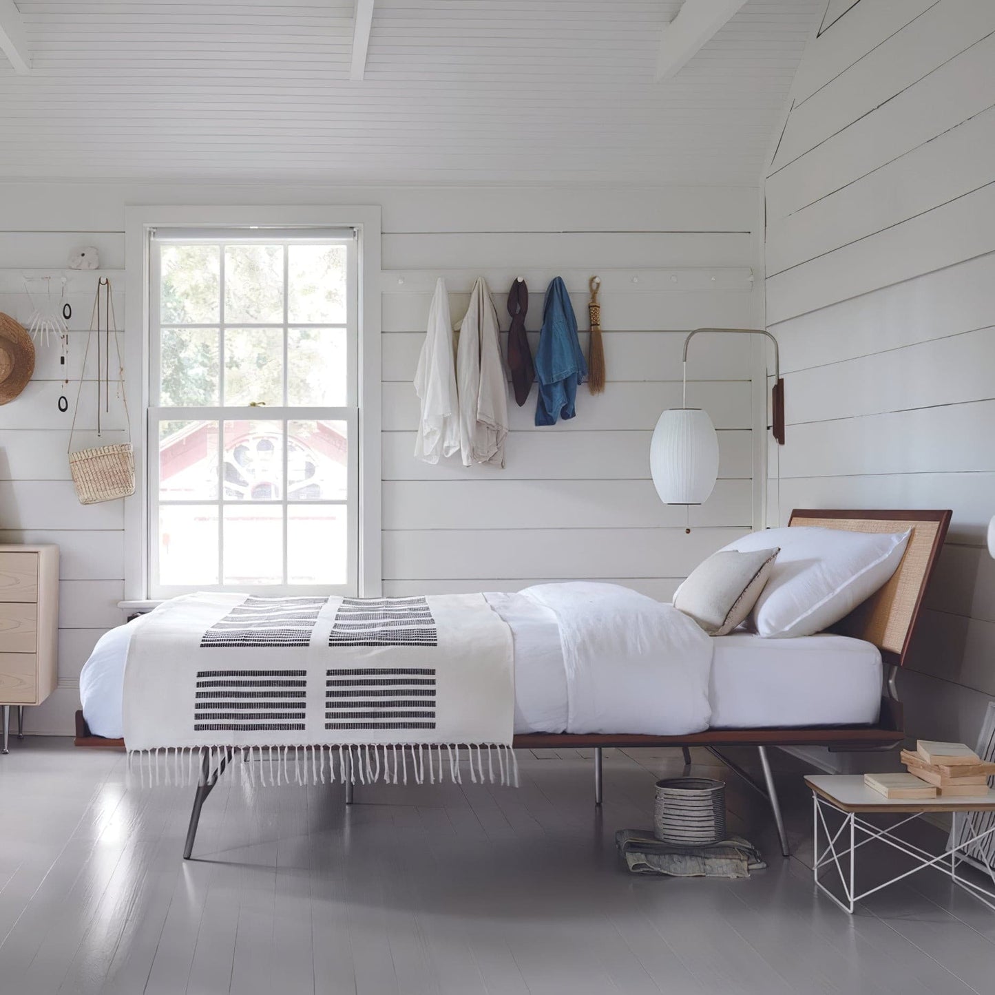 Serenene – Gentle Floating Table Lamp with Warm Light