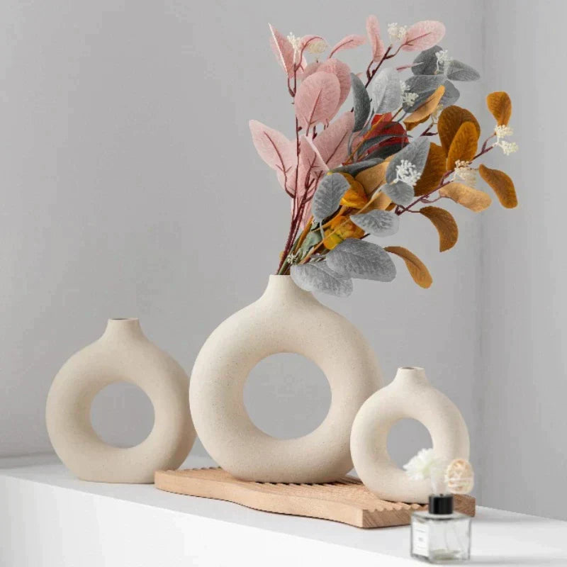 Beautiful Clear Glass Decorative Vase - Fesara