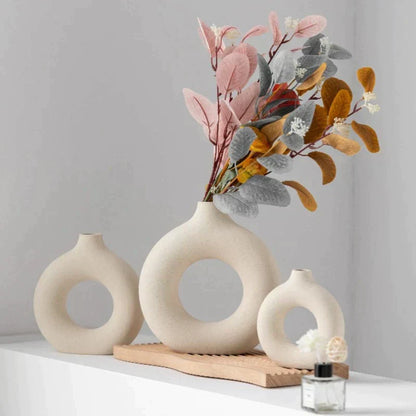 Beautiful Clear Glass Decorative Vase - Fesara