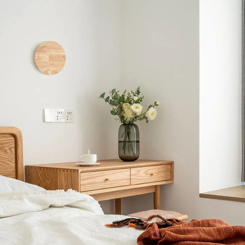 Classic Wood Wall Lamp