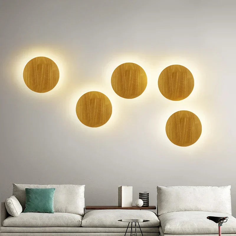 Classic Wood Wall Lamp