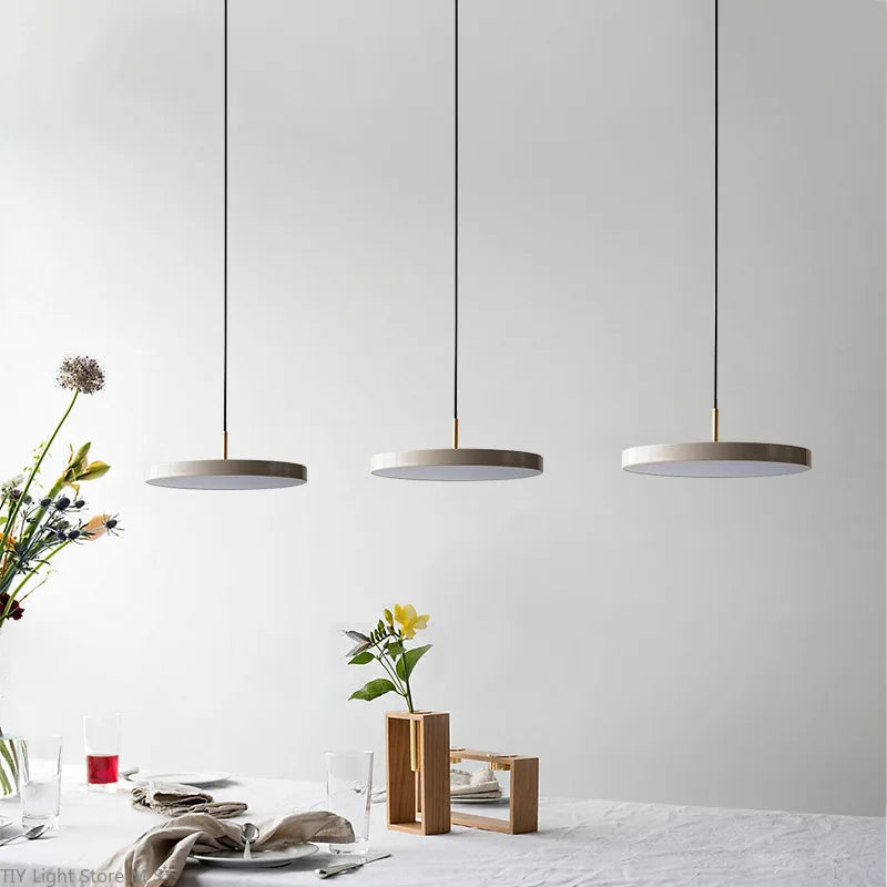 Simple Nordic Pendant Light Lyssa - Fesara