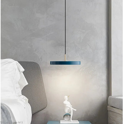 Simple Nordic Pendant Light Lyssa