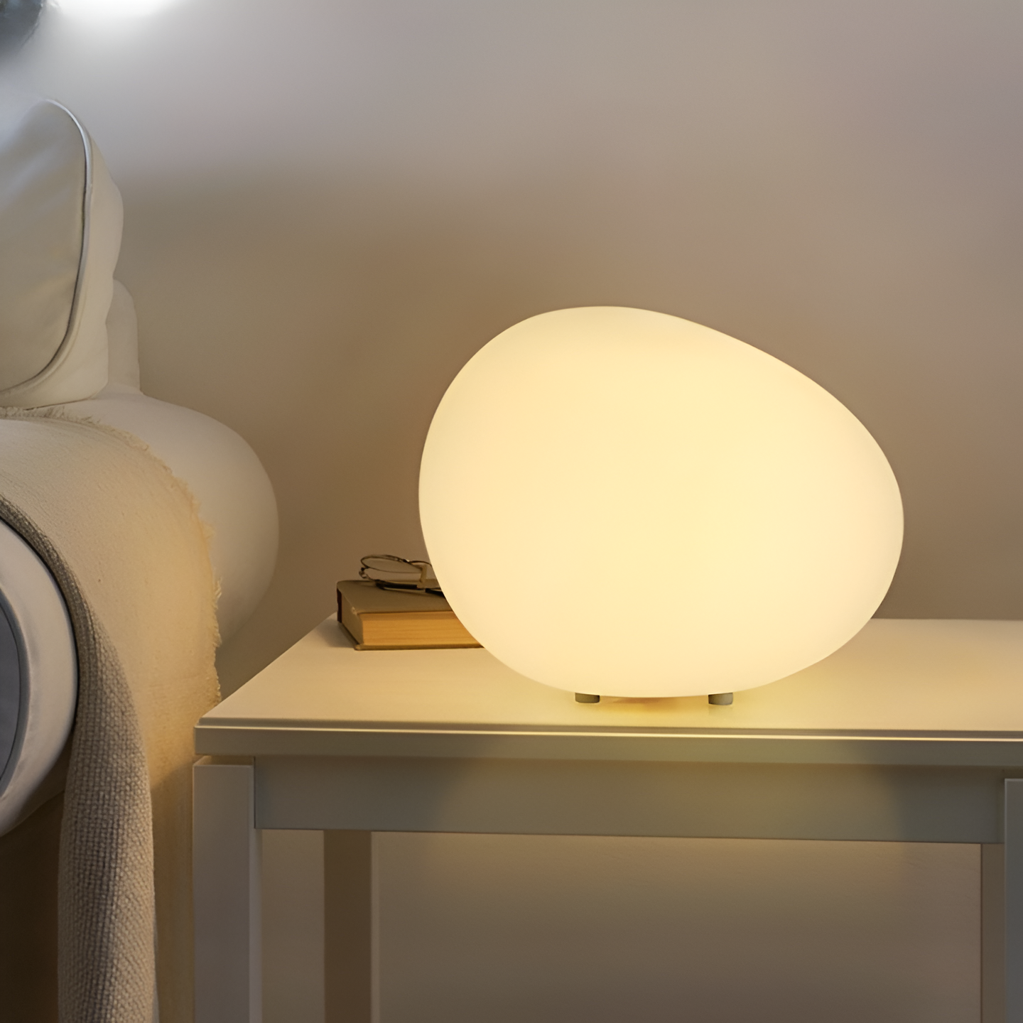 Simple Nordic Round Metal Desk Lamp