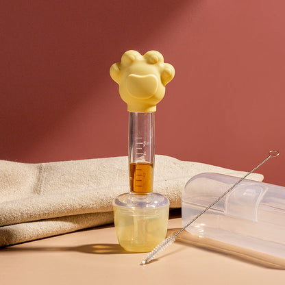 Baby Food Feeder with Measurement Cup and Syringe