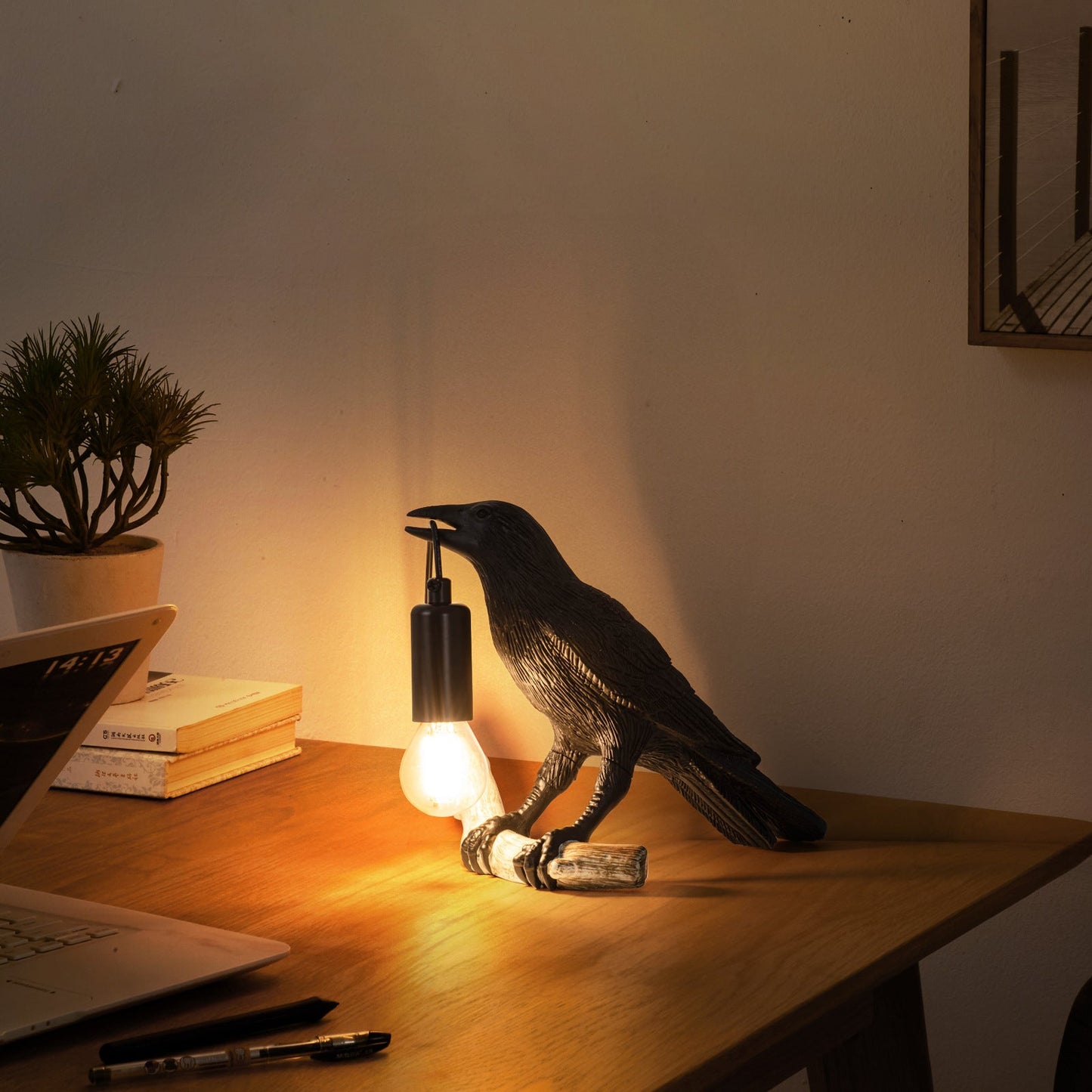 Compact Bird themed Desk Table Lamp for Bedroom