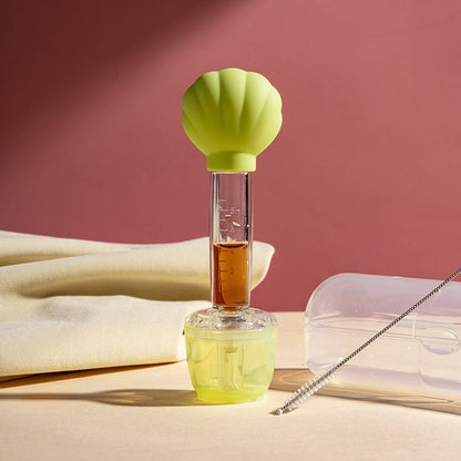 Baby Food Feeder with Measurement Cup and Syringe